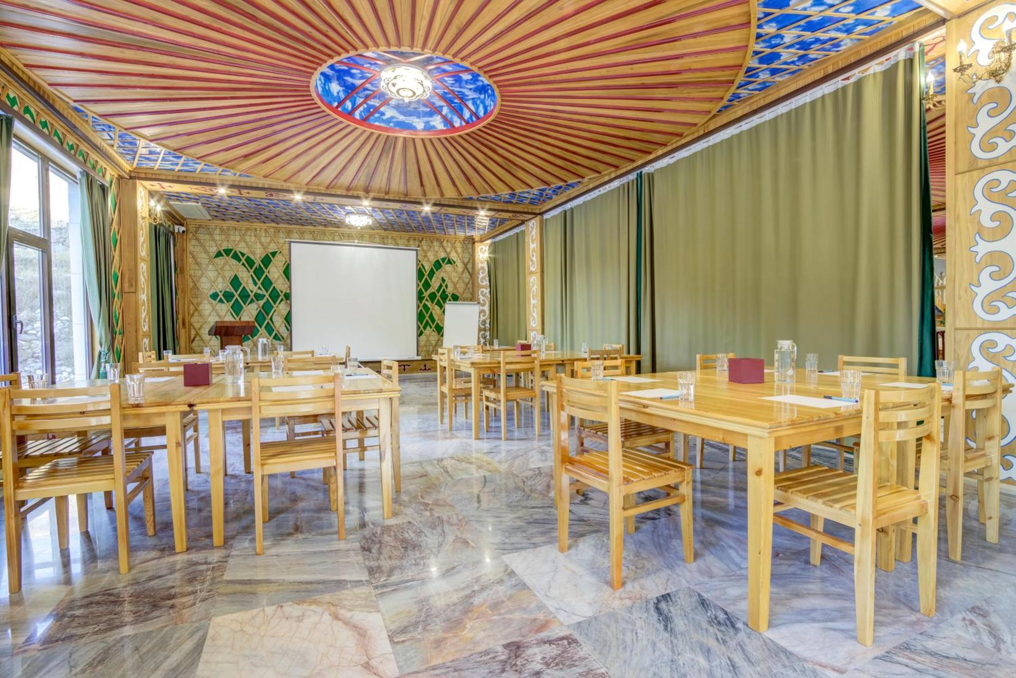 Mountain View Hot Spring Resort Kara-Bulak Ngoại thất bức ảnh
