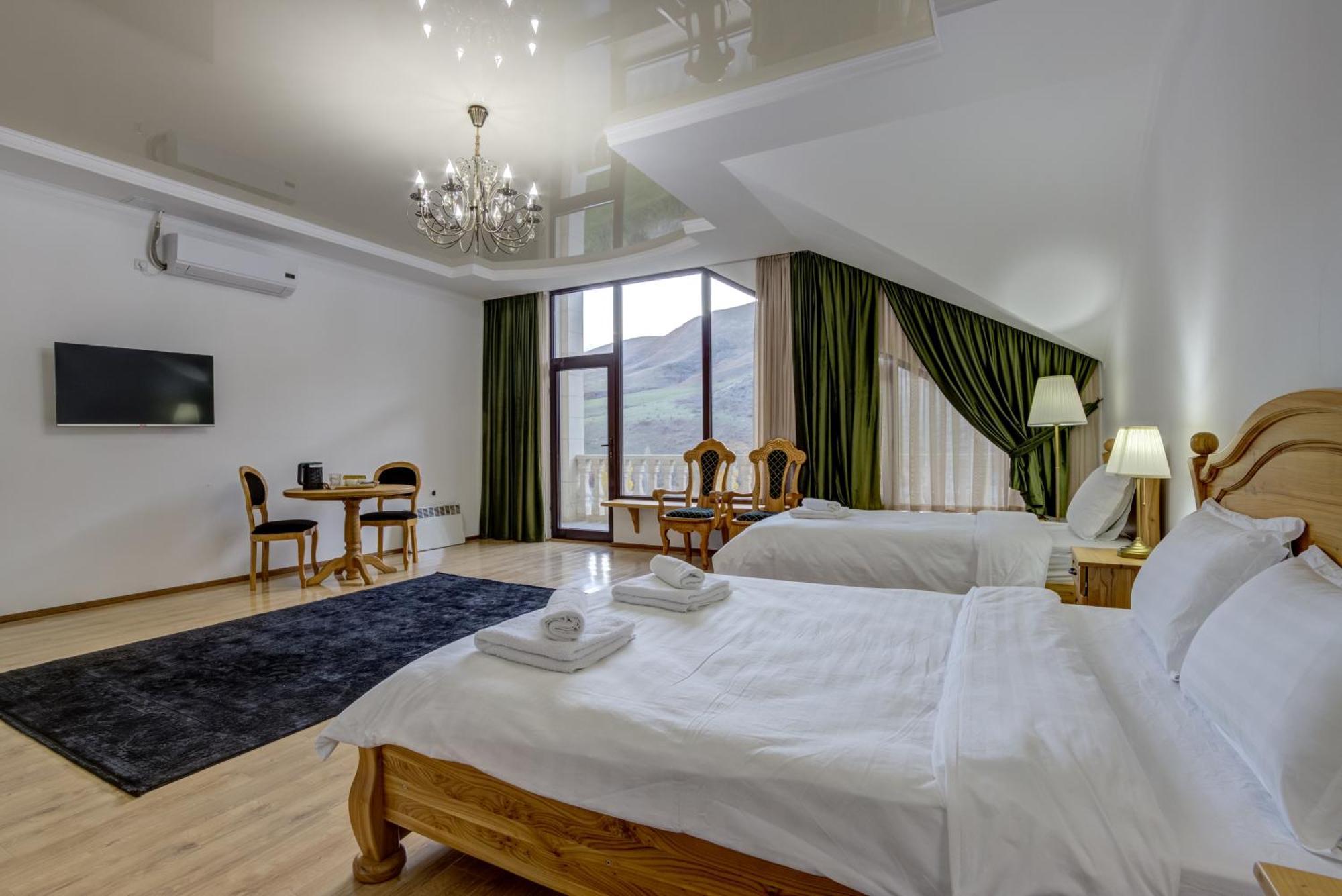 Mountain View Hot Spring Resort Kara-Bulak Ngoại thất bức ảnh