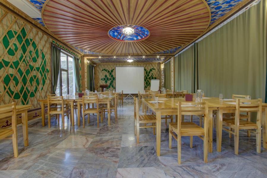 Mountain View Hot Spring Resort Kara-Bulak Ngoại thất bức ảnh